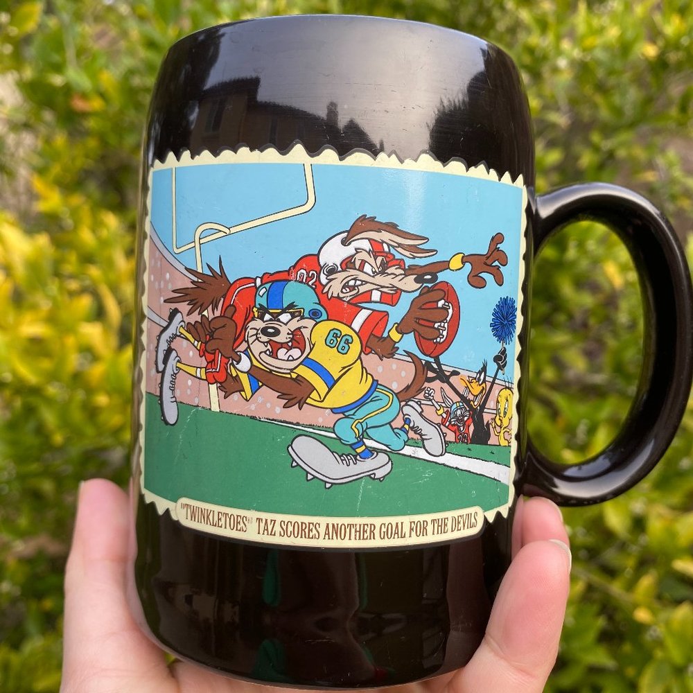 Vtg Warner Bros Studio Store Stein Tankard Mug Cup Taz Devil Wile E Coyote 1997